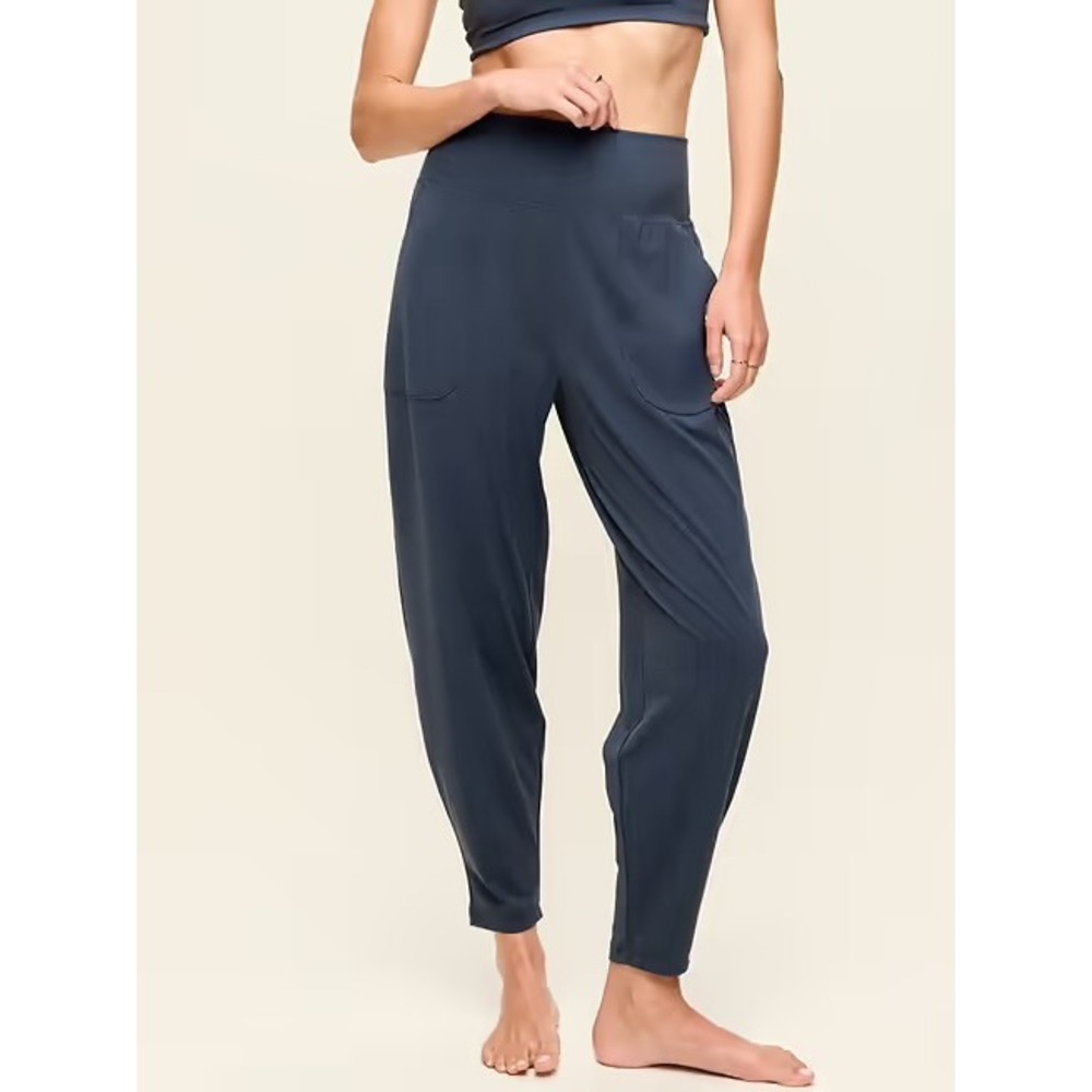 Old Navy Active High-Rise Jogger StudioSmooth Navy Blue Pants 833291-03-1 M